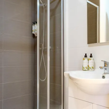 Trindade Essence Duo * Porto