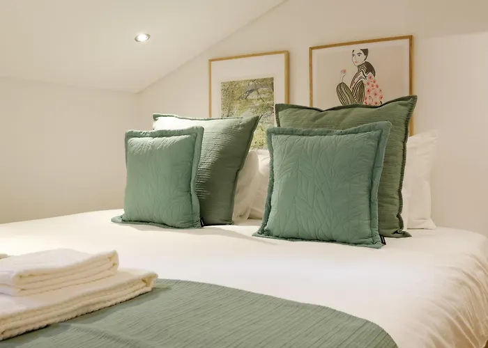 Trindade Essence Duo * Порту